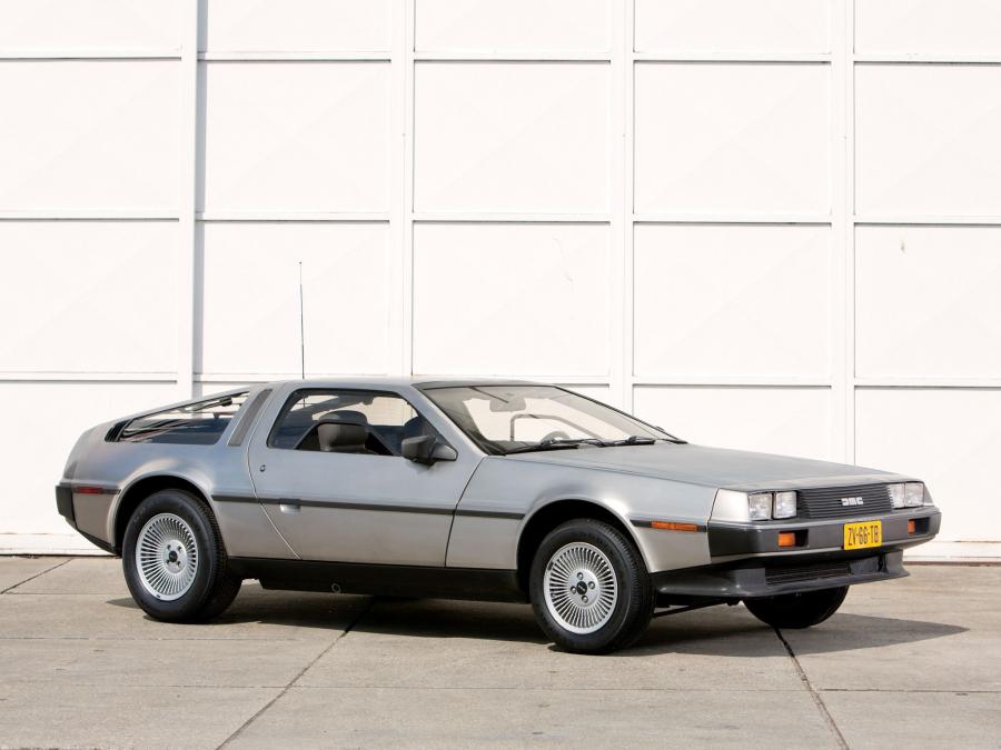  DeLorean DMC-12 1981 года  (фото 18 из 48)